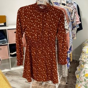 Fall Flowered Dress. Size Small